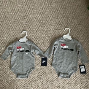 Nike nwt onsies